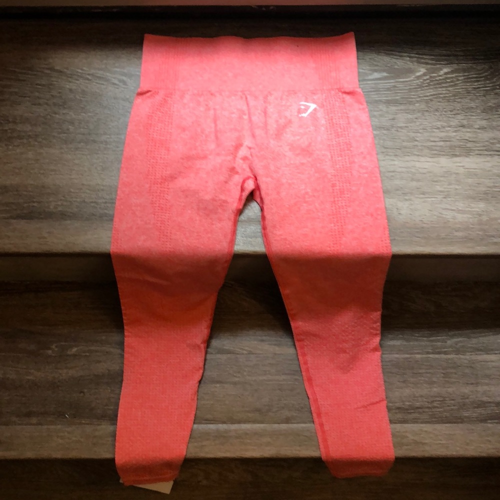 NWT Medium Gymshark Coral pink Seamless leggings